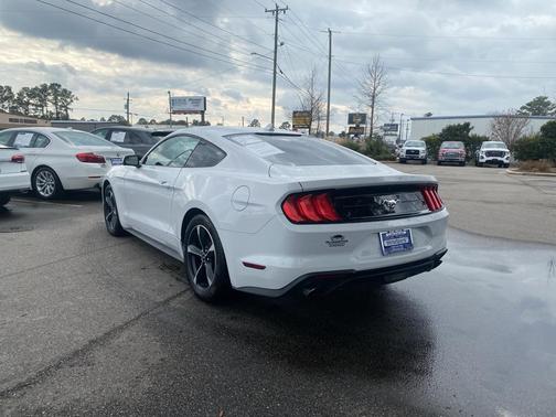 2020 Ford Mustang EcoBoost