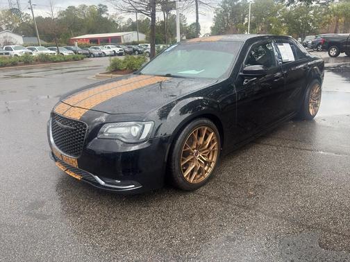 2017 Chrysler 300 S