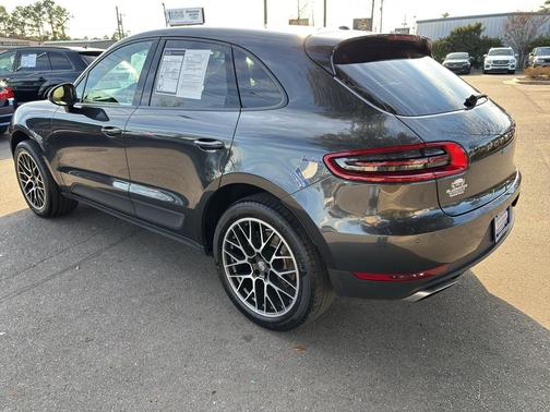 2017 Porsche Macan Base