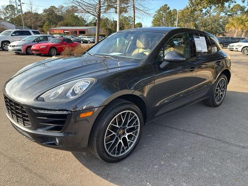 2017 Porsche Macan Base