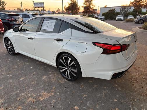 2020 Nissan Altima 2.5 SR