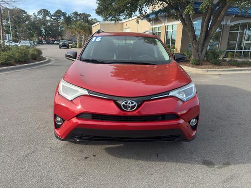 2016 Toyota RAV4 LE