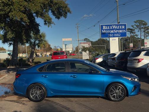 2023 Kia Forte GT-Line