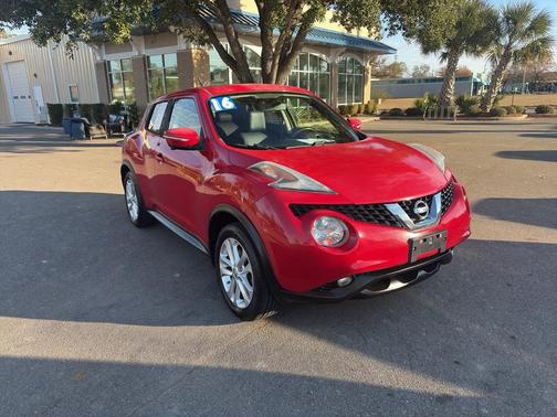 2016 Nissan Juke SL