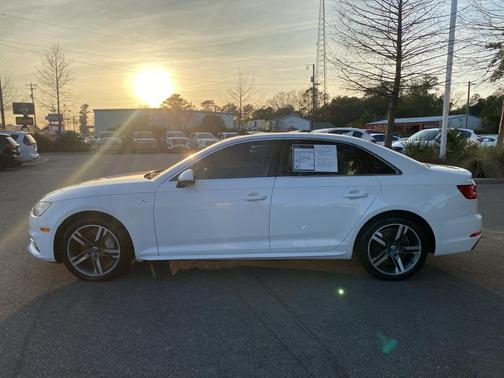 2017 Audi A4 2.0T Premium Plus