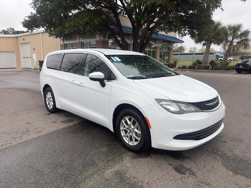 2018 Chrysler Pacifica Touring