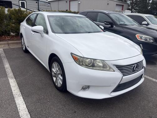 2013 Lexus ES 300h Base