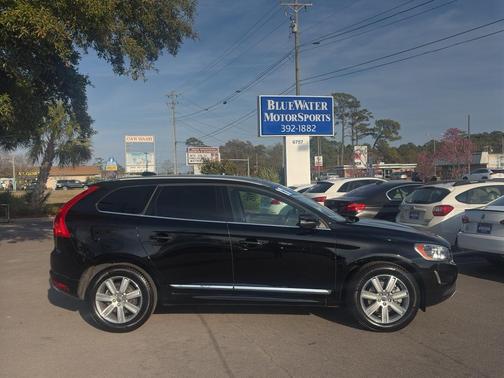 2017 Volvo XC60 T5 Inscription