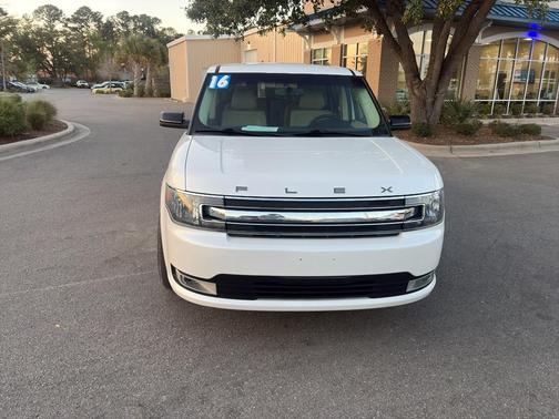 White Platinum Tri-Coat Metallic 2016 Ford Flex SEL