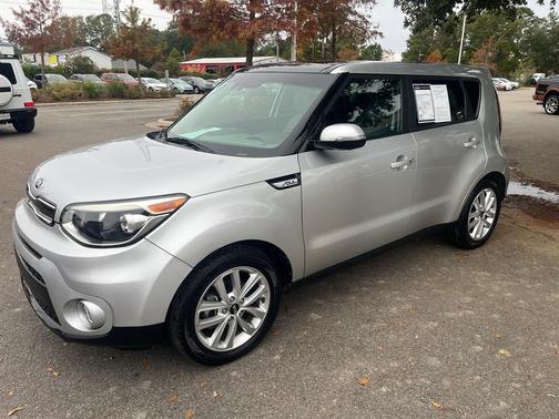 2017 Kia Soul +