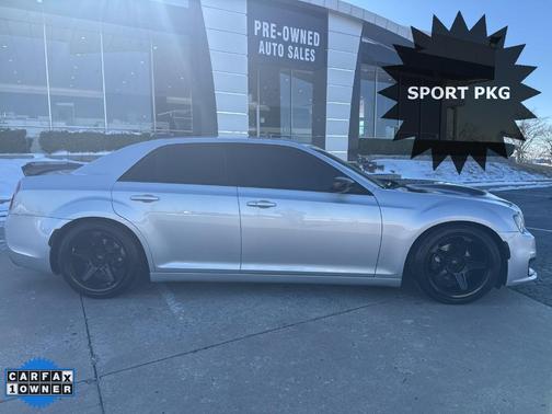 2022 Chrysler 300 Touring