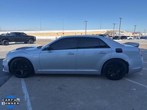 2022 Chrysler 300 Touring