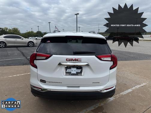 2024 GMC Terrain SLT