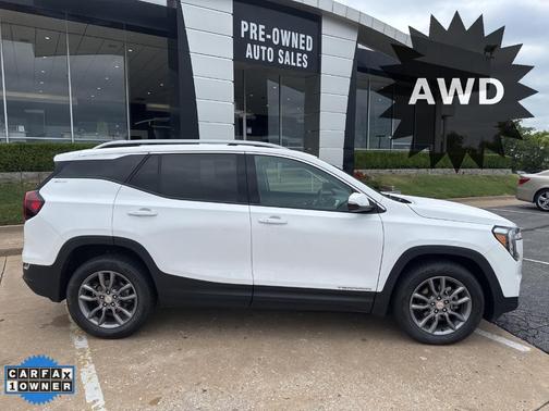 2024 GMC Terrain SLT