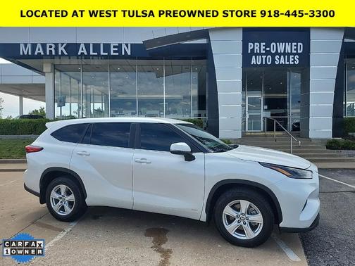 Wind Chill Pearl 2023 Toyota Highlander Hybrid LE