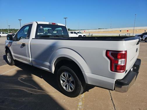 Oxford White 2019 Ford F-150 XL