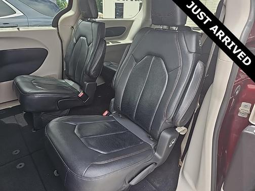 2019 Chrysler Pacifica Touring-L