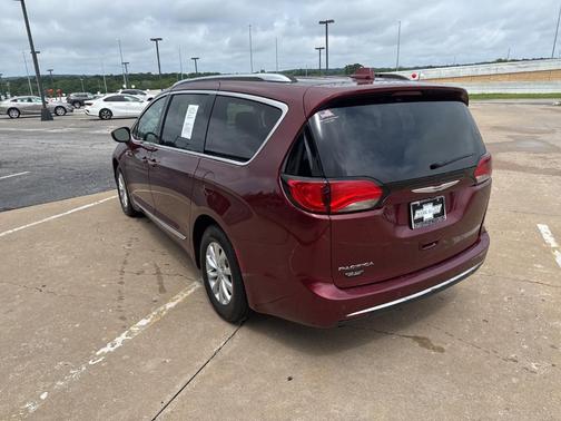 2019 Chrysler Pacifica Touring-L