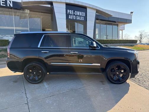 2020 Cadillac Escalade Premium Luxury