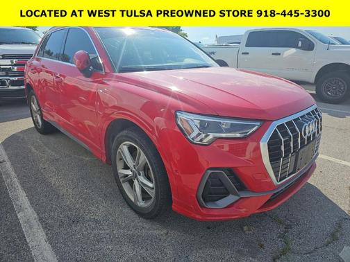 Tango Red Metallic 2020 Audi Q3 45 S line Prestige