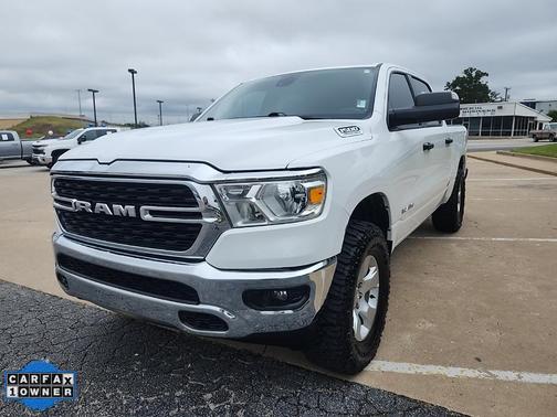 2024 RAM 1500 Big Horn/Lone Star