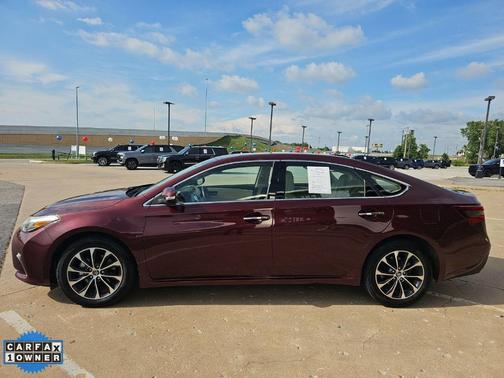 Ooh La La Rouge Mica 2016 Toyota Avalon XLE