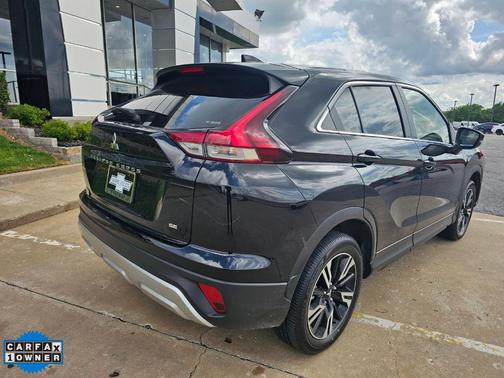 Labrador Black Pearl 2026 Mitsubishi Eclipse Cross SE