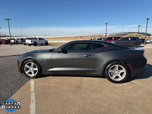 2017 Chevrolet Camaro 2LT