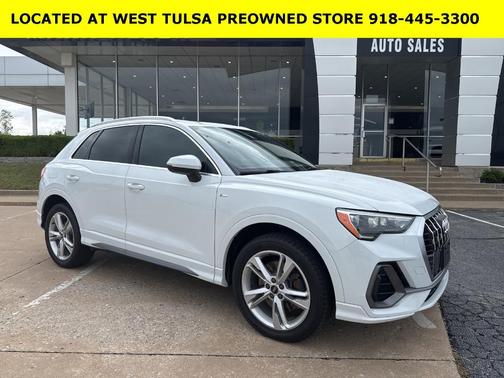 2021 Audi Q3 45 S line Premium