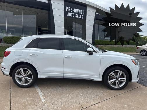 2021 Audi Q3 45 S line Premium