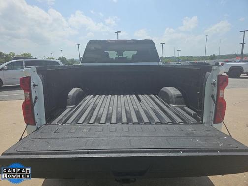 Summit White 2024 Chevrolet Silverado 2500 LT