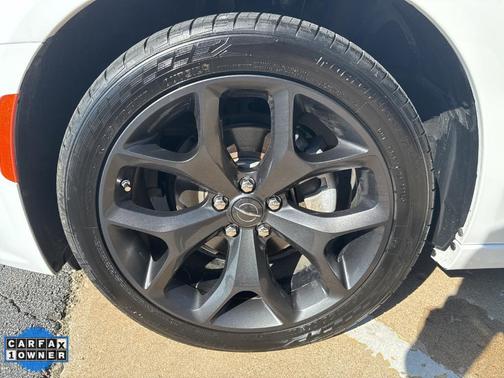 2022 Chrysler 300 Touring L