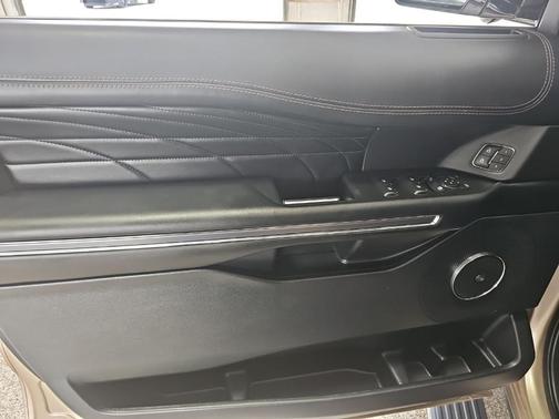 Desert Gold Metallic 2020 Ford Expedition Max Platinum