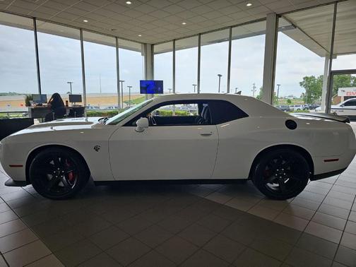 White Knuckle Clearcoat 2019 Dodge Challenger SRT Hellcat