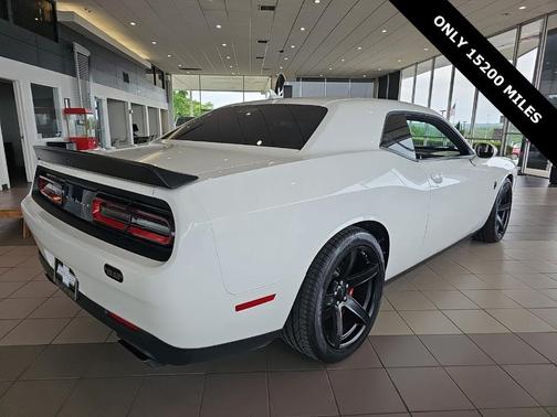 White Knuckle Clearcoat 2019 Dodge Challenger SRT Hellcat