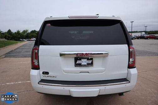 Summit White 2019 GMC Yukon Denali