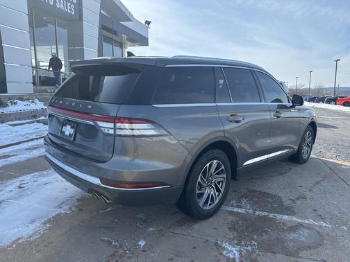 2021 Lincoln Aviator Standard AWD