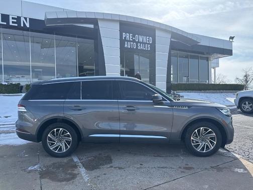 2021 Lincoln Aviator Standard AWD
