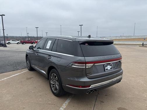 2021 Lincoln Aviator Standard AWD
