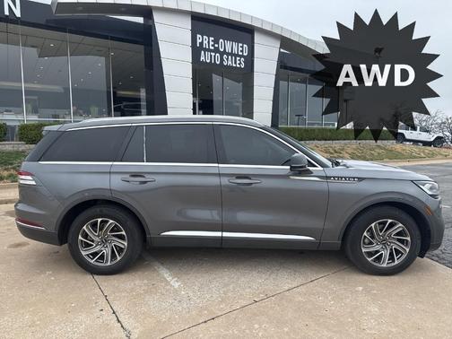 2021 Lincoln Aviator Standard AWD