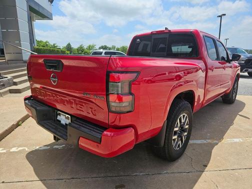Red Alert 2022 Nissan Frontier SV