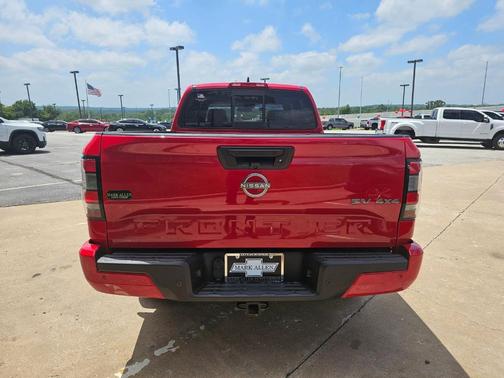 Red Alert 2022 Nissan Frontier SV