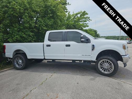 Oxford White 2018 Ford F-250 XL