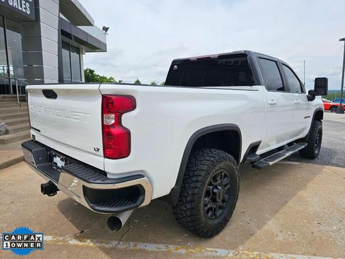 Summit White 2024 Chevrolet Silverado 2500 LT