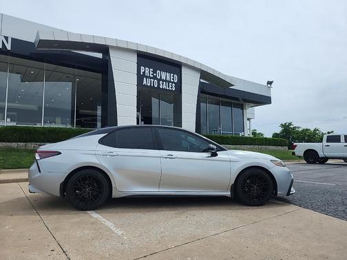 2021 Toyota Camry XSE V6
