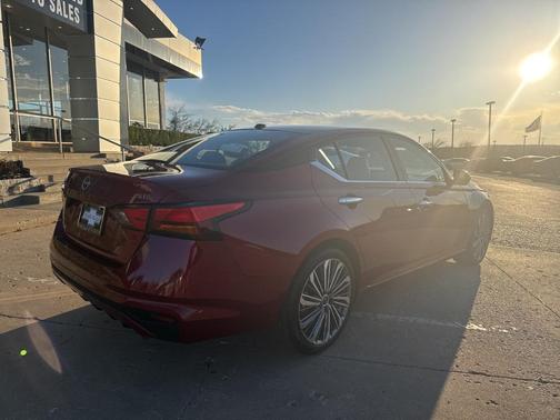 2023 Nissan Altima 2.5 SL