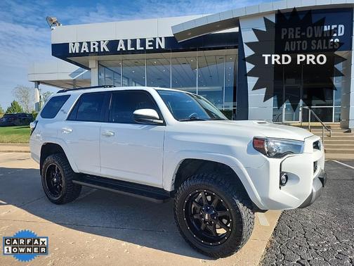 2024 Toyota 4Runner TRD Off Road