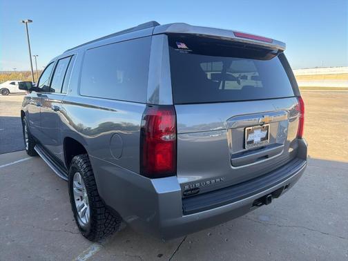 2020 Chevrolet Suburban LT