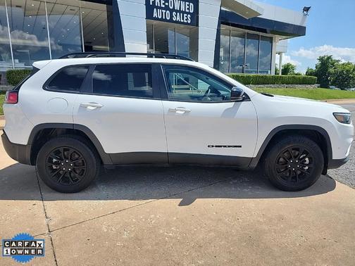 2023 Jeep Cherokee Altitude Lux