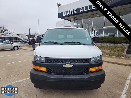 2020 Chevrolet Express 2500 LS